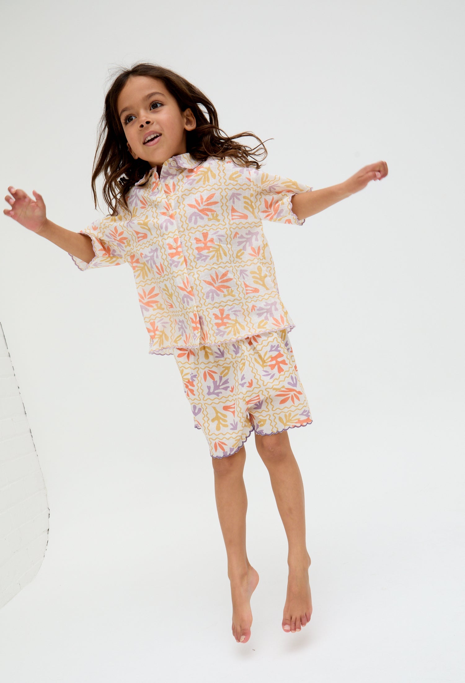 Kids Gilly Scalloped Edge Matisse Print Short In Multi - image 1