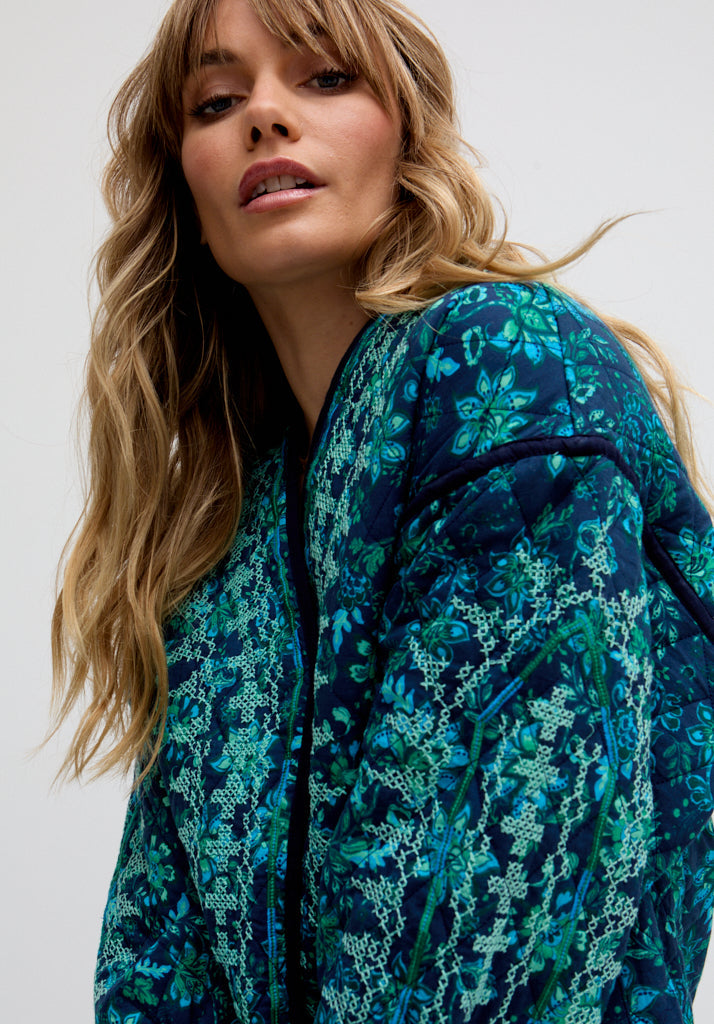 Annaia Lightly Quilted Floral Printed Jacket In Blue