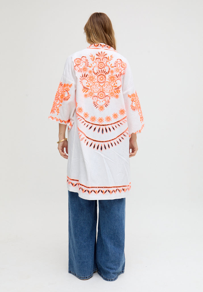 Lupe Edge To Edge Embroidered Kimono In White