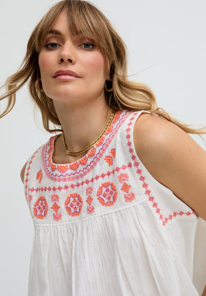 Alma Sleeveless Embroidered Blouse In White