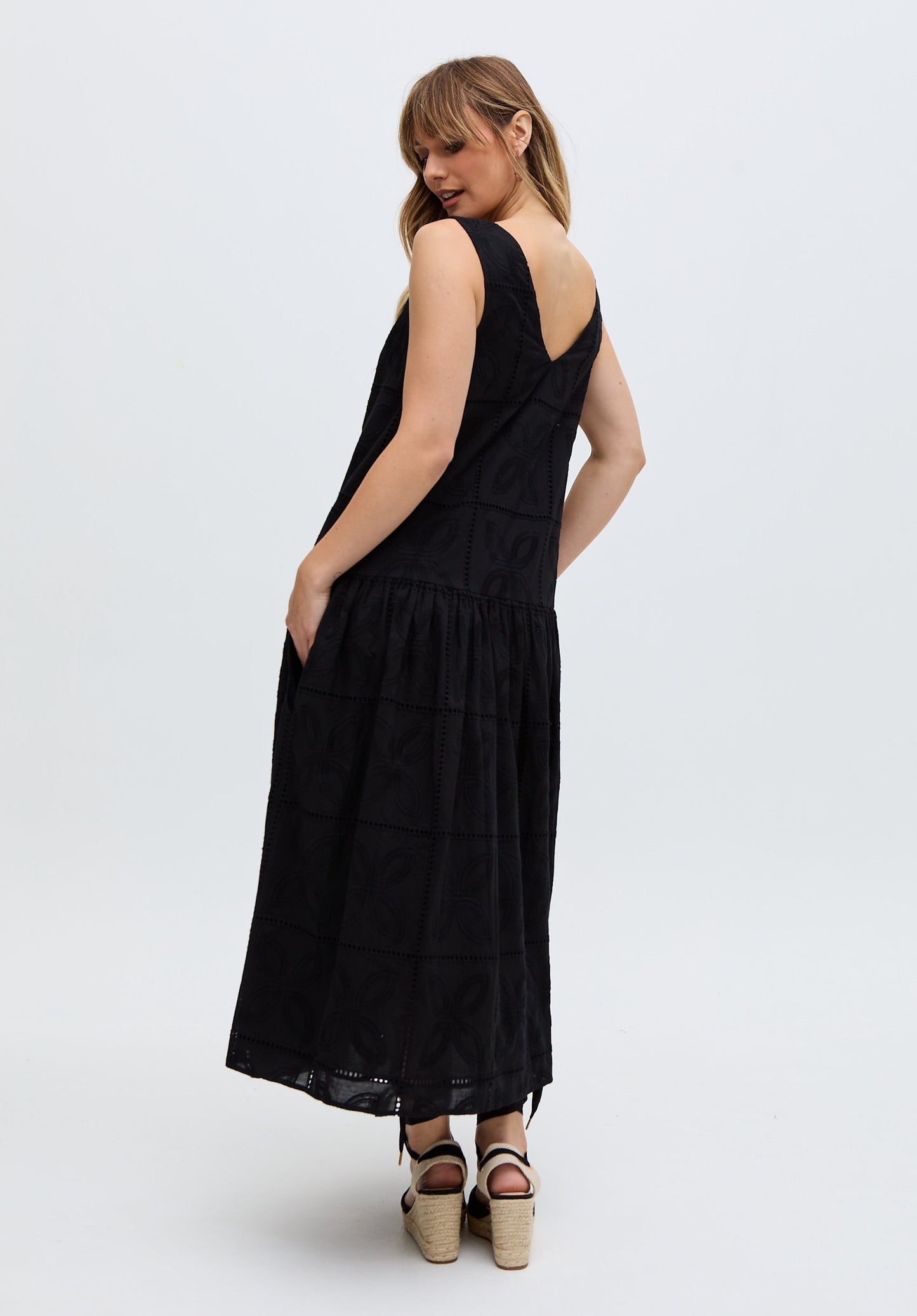 Squire All Over Lace Sleeveless Midi Dress In Black