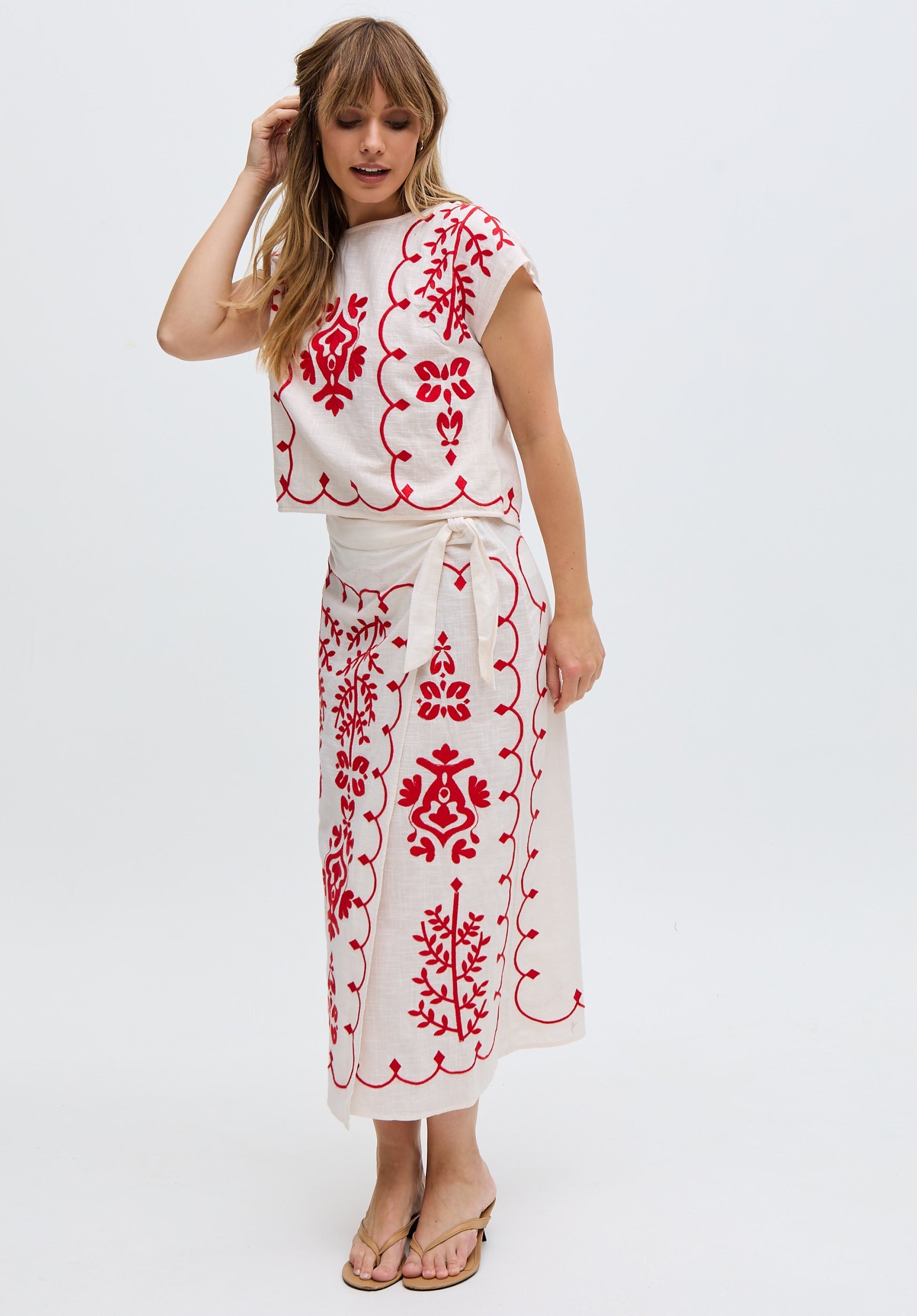 Fraya Cross Hatch Embroidered Wrap Midi Skirt In White