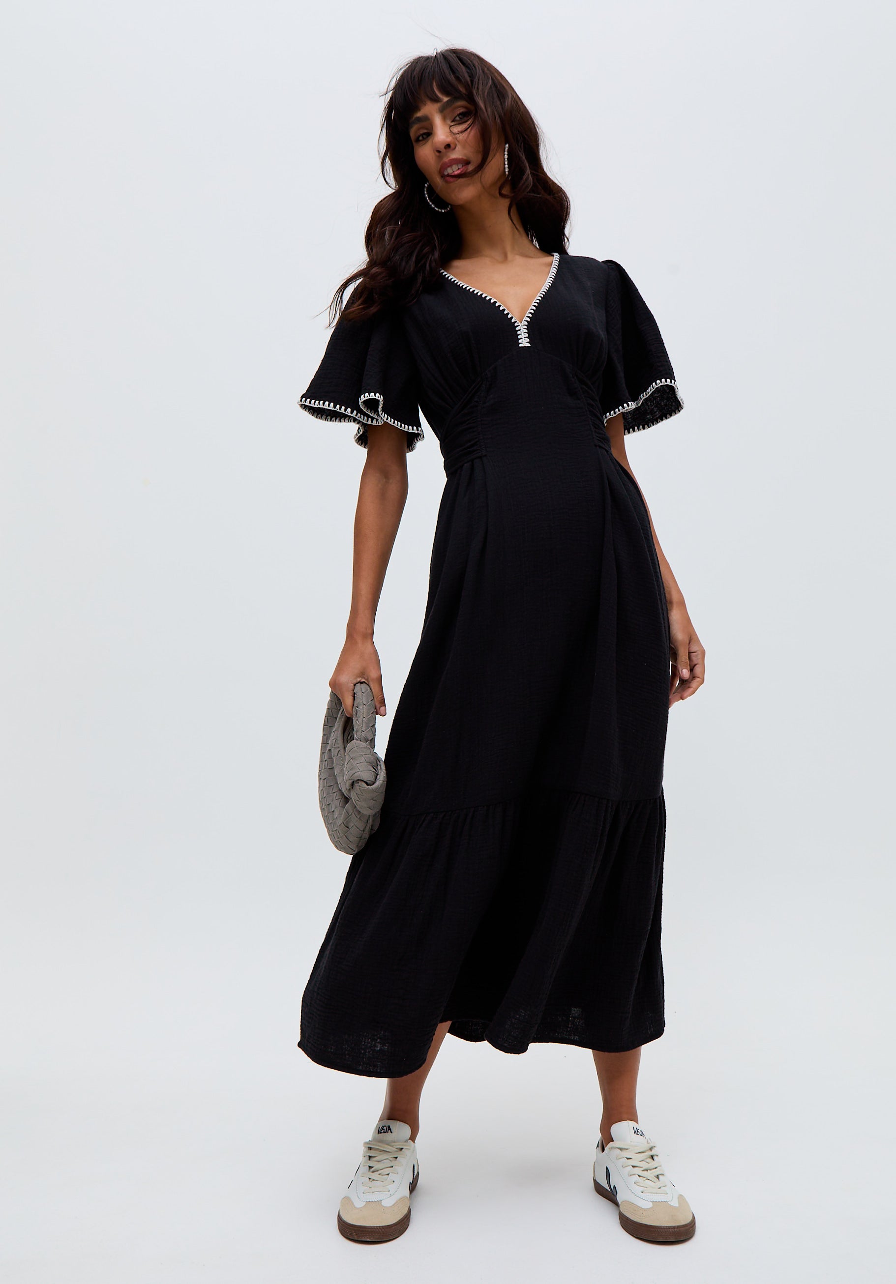 Delilah V-Neck Front Tie Midi Dress In Black