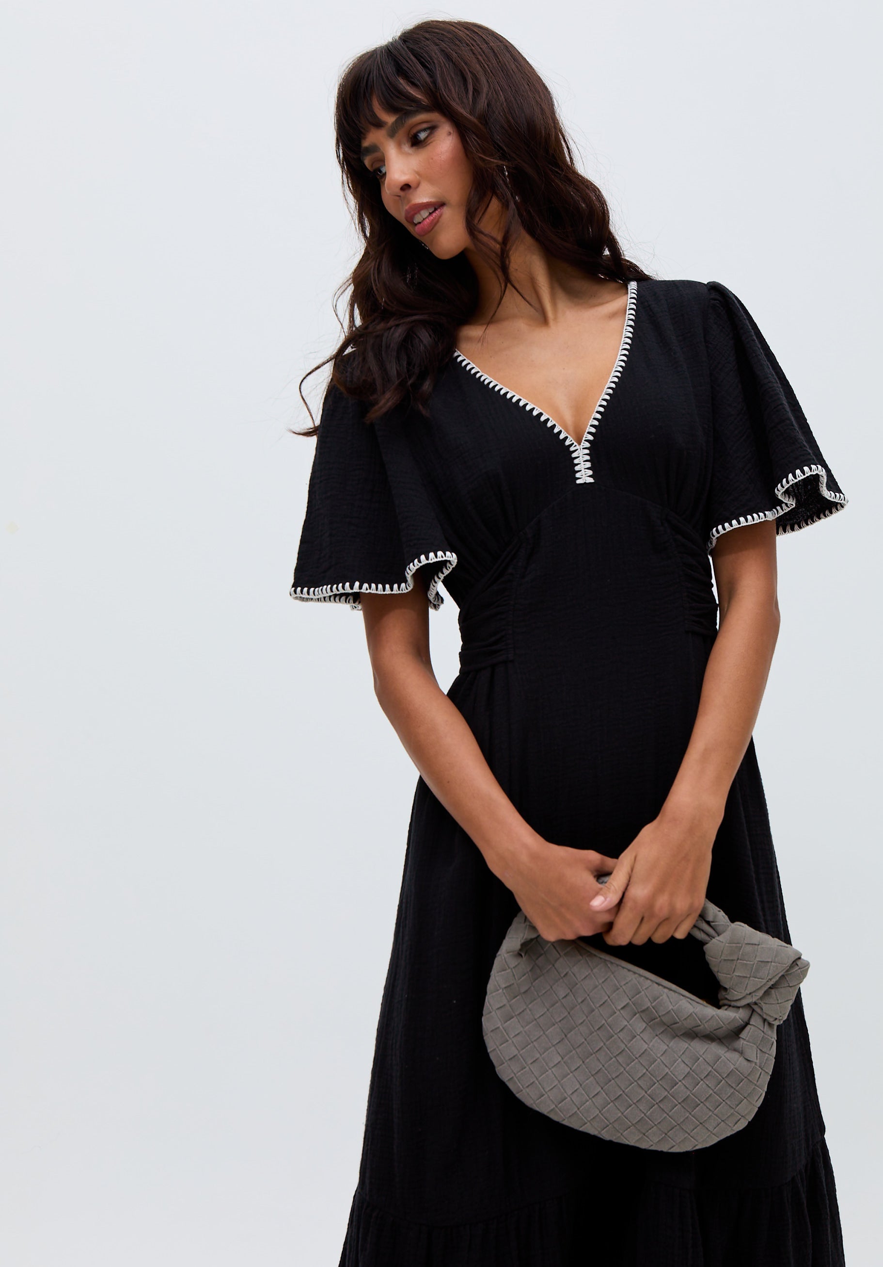 Delilah V-Neck Front Tie Midi Dress In Black