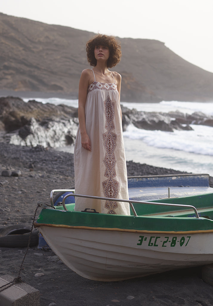 Sapphire midi dress with placement embroidery at the front