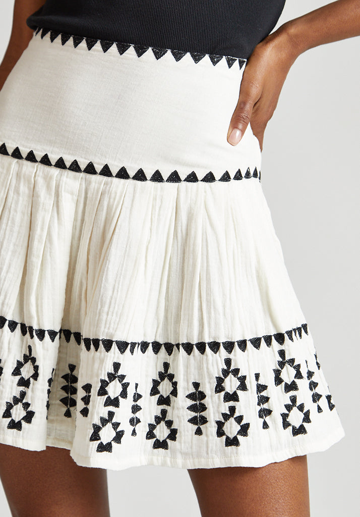 Estella skirt in white with black embroidery